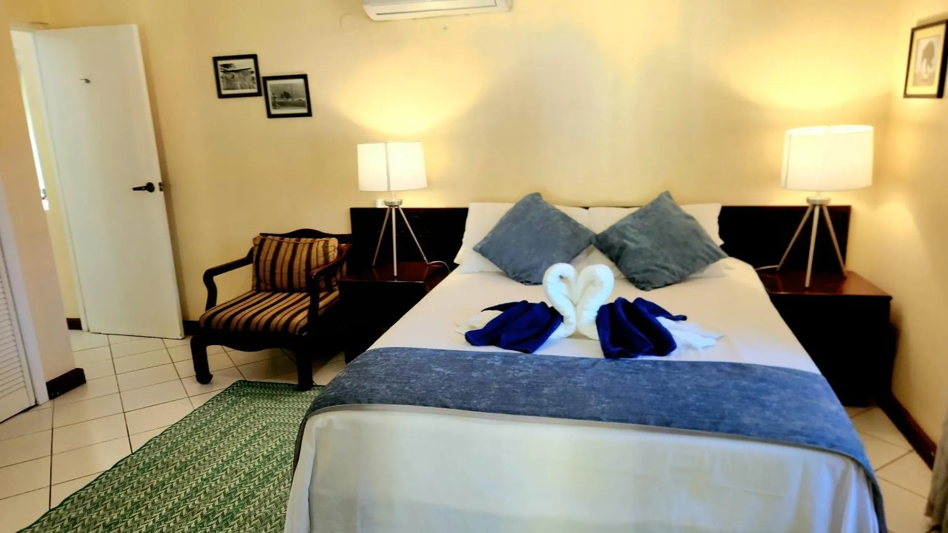 فيلا Relax On The Ridge - Ocho Rios Escape فيلة